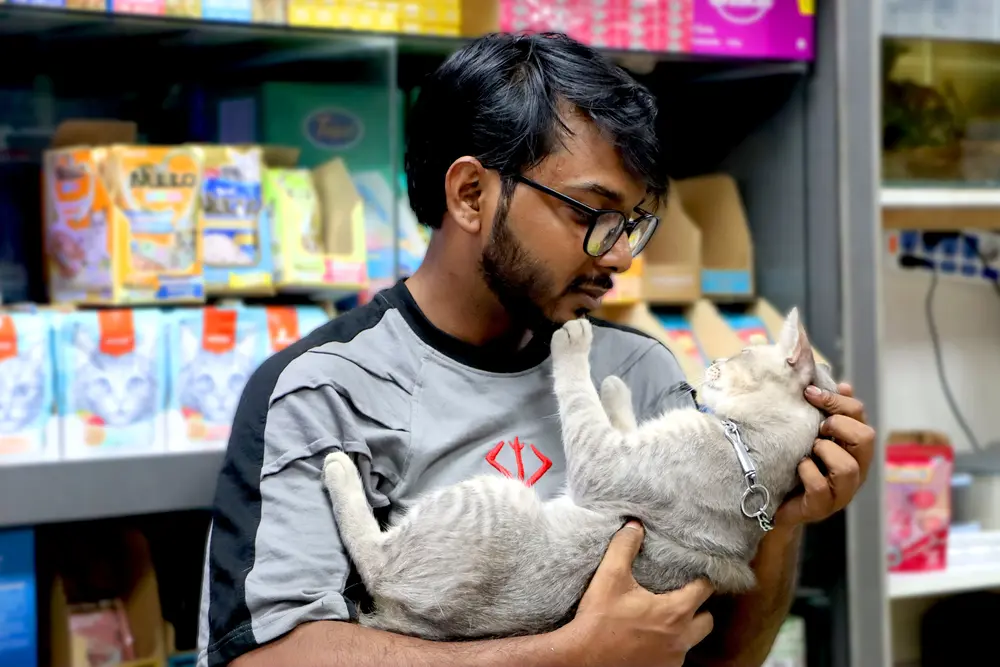 owner of meow Aquariums